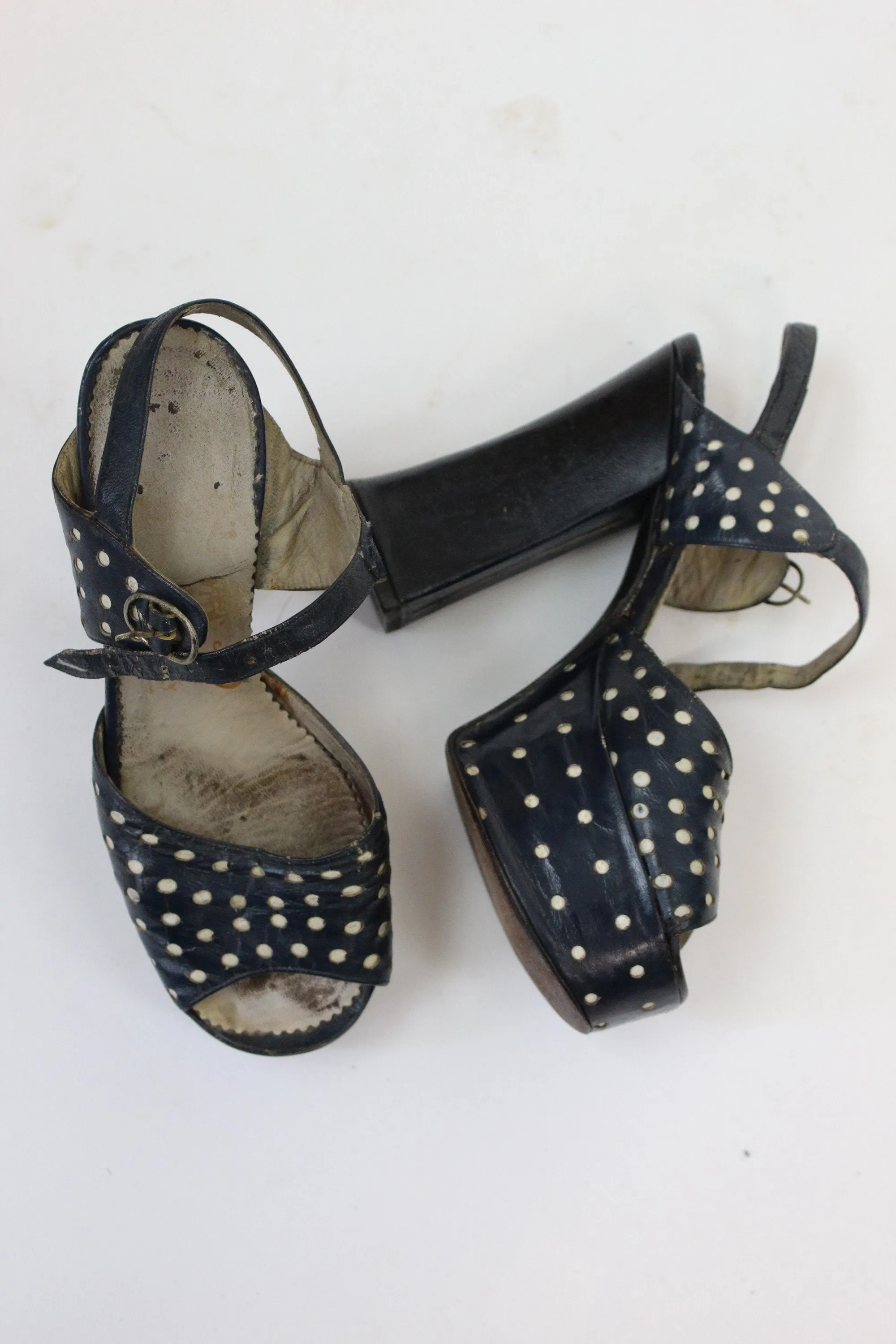 1970s does 1940s platform polka dot shoes size 5 us | new fall