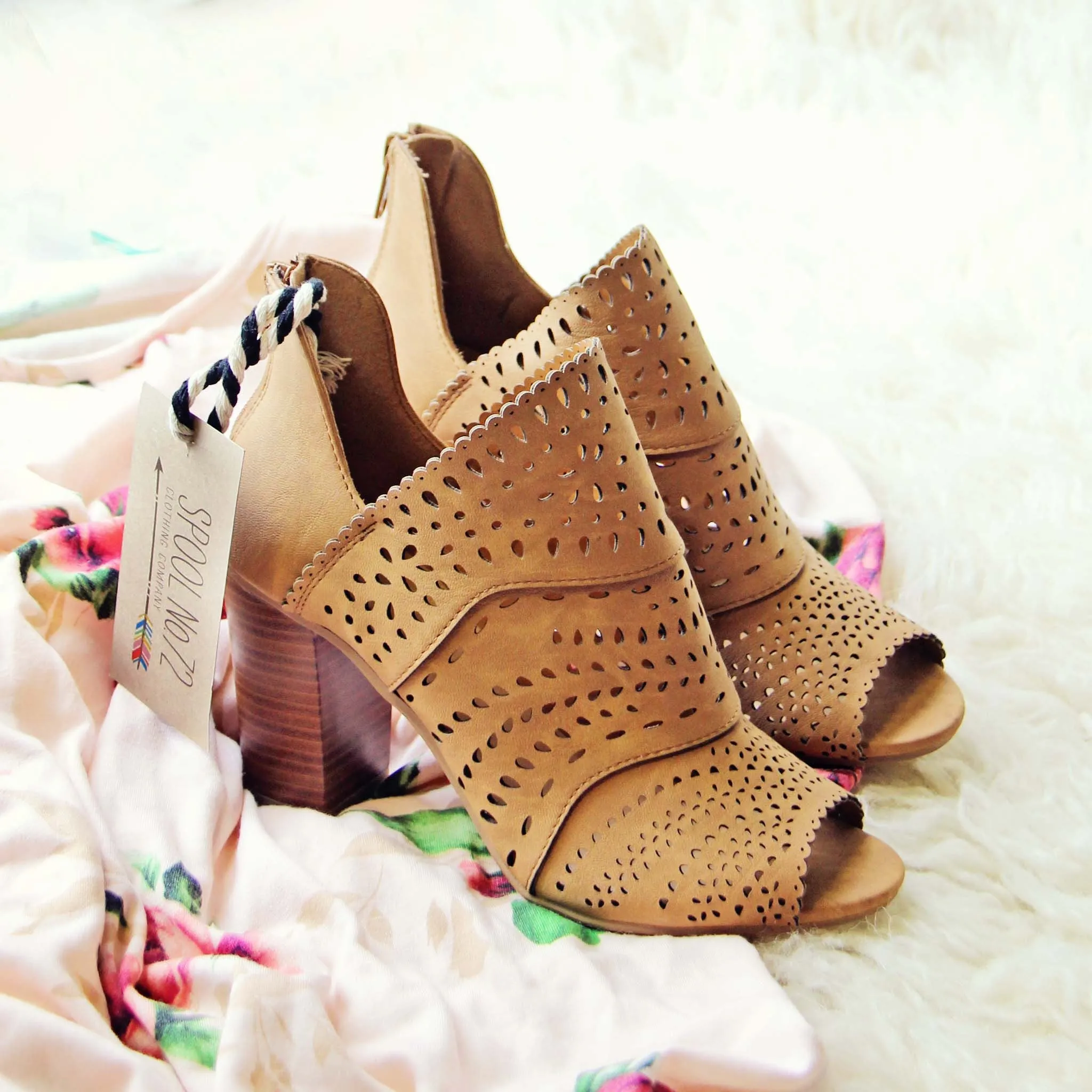 Arizona Lace Booties